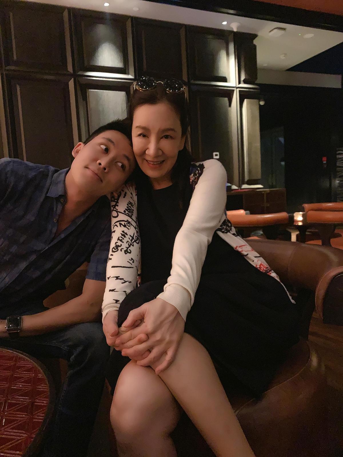 認了爸爸生前難受！倪敏然愛子首談「父煎熬工作狀態」公開業界心酸幕後　「走前赴美留最後囑託」藏滿滿父愛