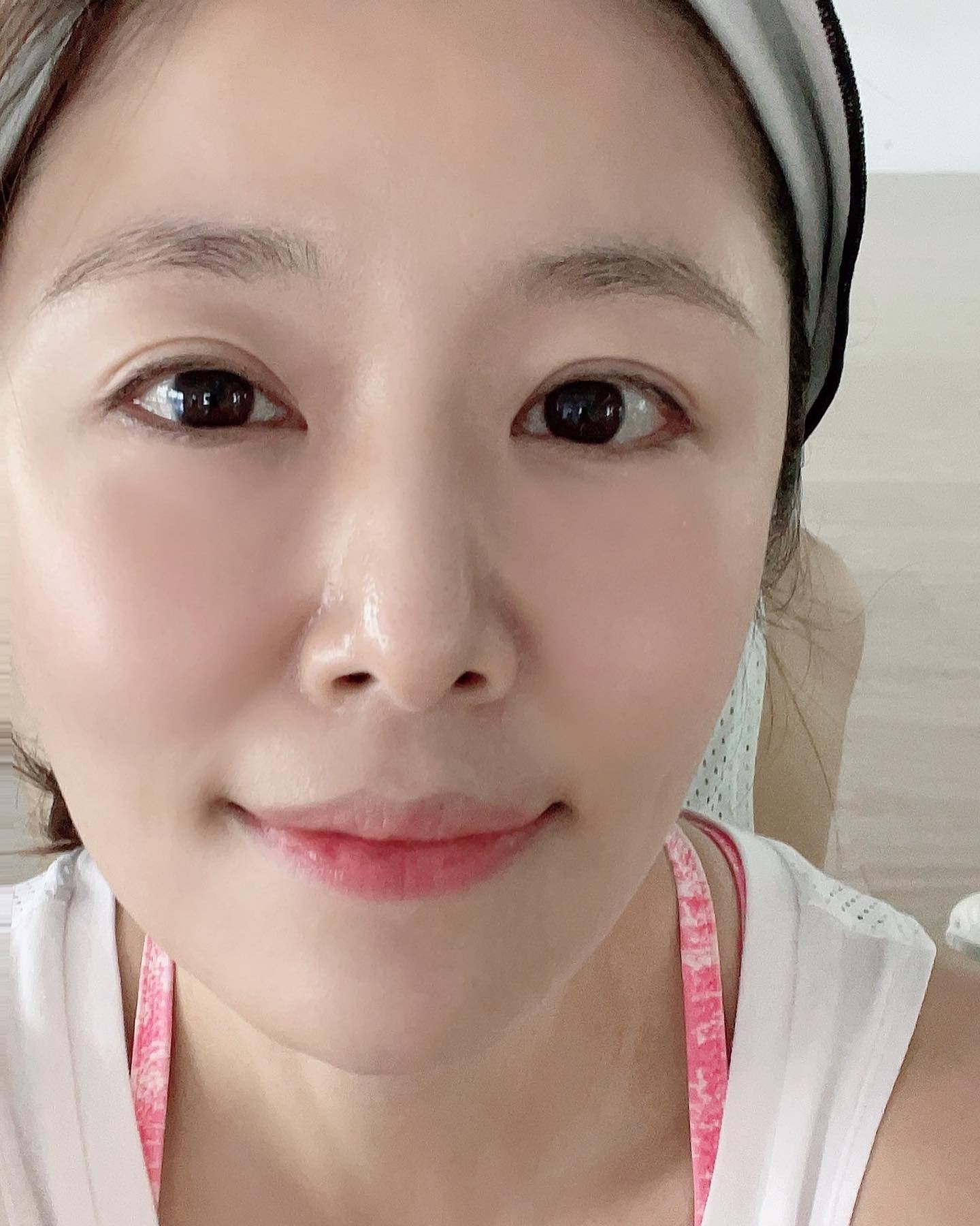 真實狀態現形！林心如宅在家笑喊「要吃就要動」　罕見曬「大汗淋漓素顏照」網一面倒驚喊：確定45歲？