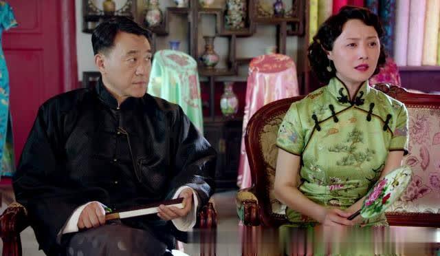 結了3次婚！她51歲攜子「再嫁第一任丈夫」吃回頭草　繼子是「當紅明星」母子感情也很好