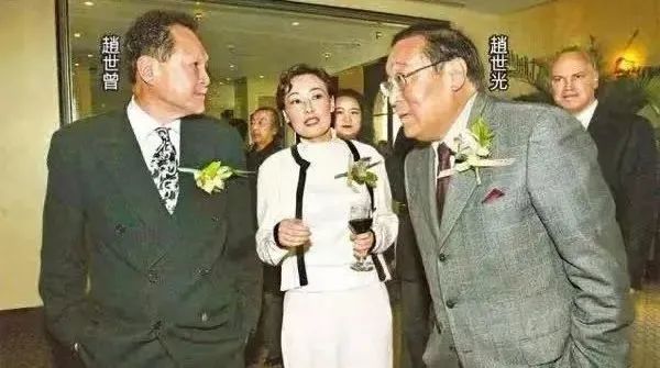 最強豪門闊太復仇記！隱忍43年「逼走小三們」　送私生子端盤子「獨享70億遺產」