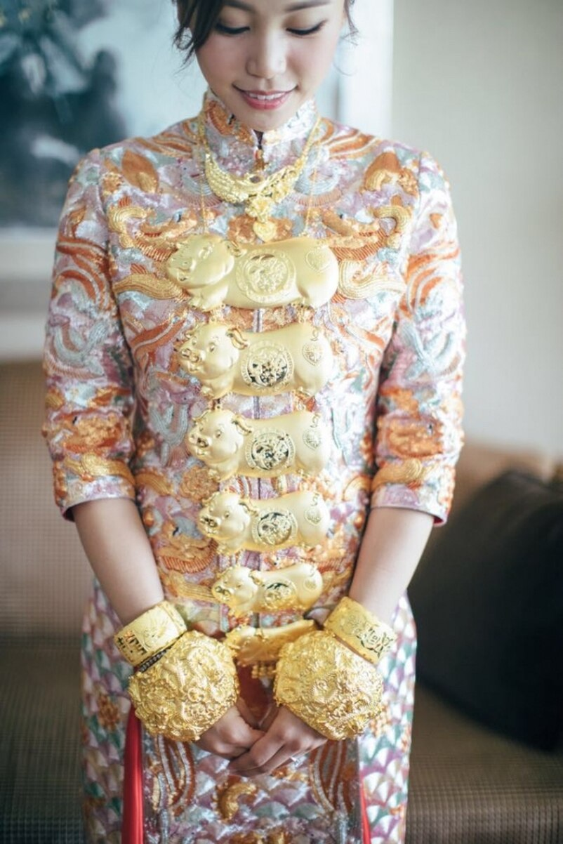 終於能享福！71歲女星「抱金孫燦笑」送7千萬豪宅娶媳　當年尪拋家棄子「一手帶大3兒女」苦盡甘來