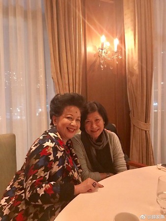 終於能享福！71歲女星「抱金孫燦笑」送7千萬豪宅娶媳　當年尪拋家棄子「一手帶大3兒女」苦盡甘來