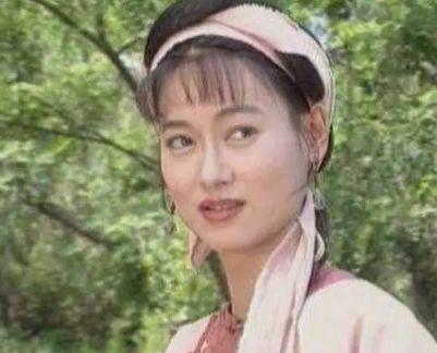 3歲起街頭要飯10年！惠英紅自曝「被說長相醜」 抑鬱曾吞100顆葯　為等初戀61歲至今單身