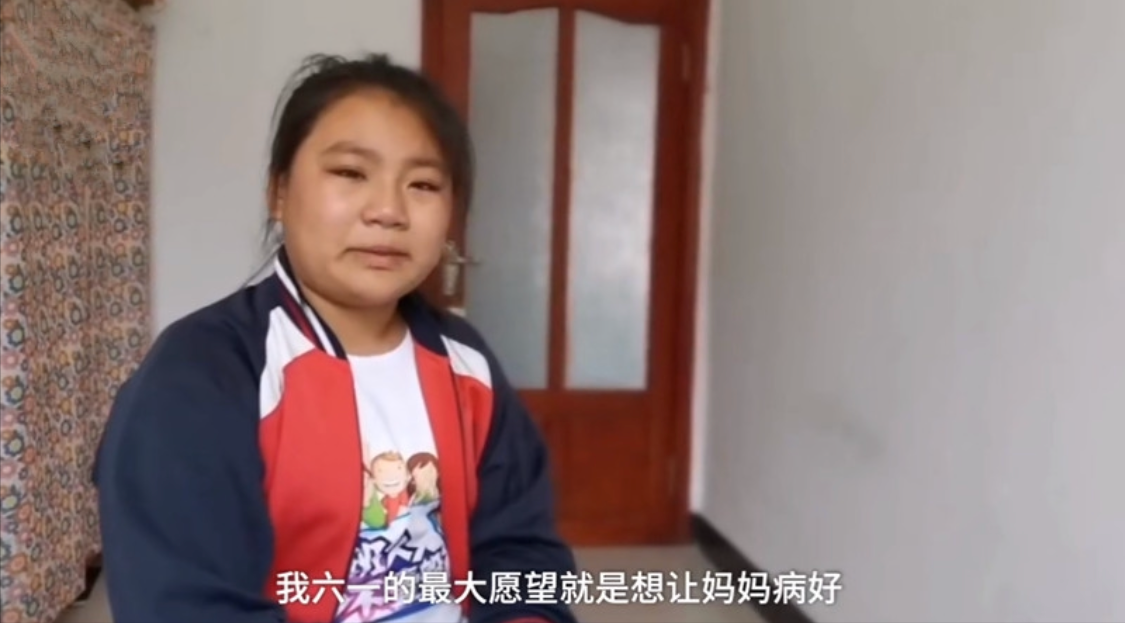 每天至少要吃4個饅頭！12歲女孩一個月「增重10公斤」也不停　家人曝「其瘋狂目的」網鼻酸了