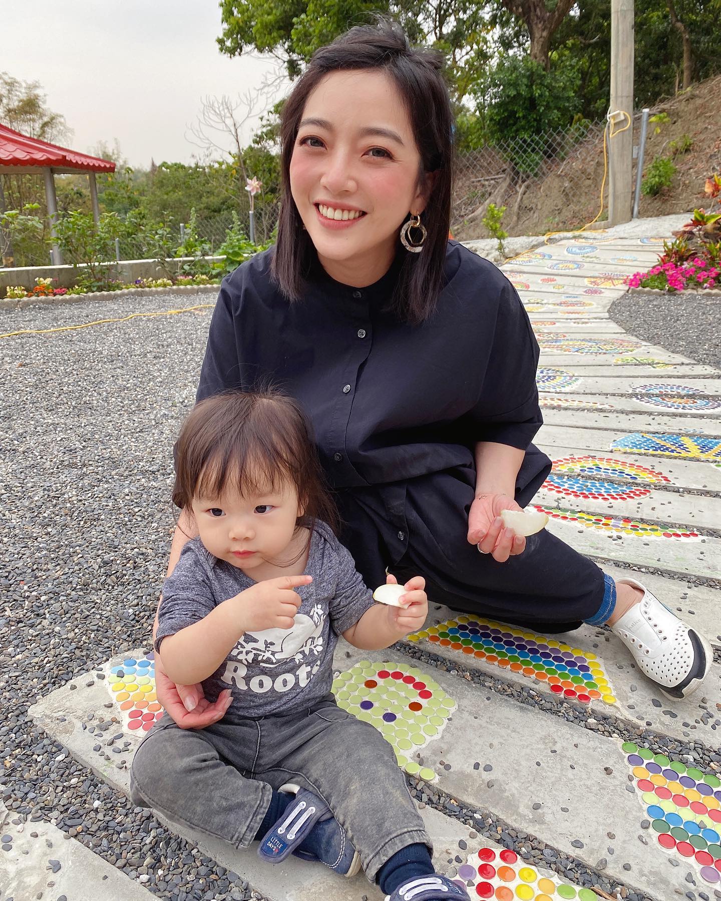 堅持不配合生二胎！貝童彤「不捨愛女孤單長大」計畫懷孕遭尪狠拒　再加碼「超高難度條件」：想當媽難了