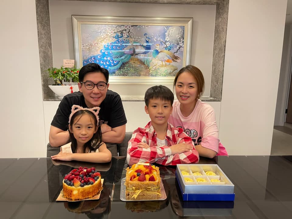睽違2個月返家！品冠笑認「被兒8歲生日願望暖翻」再辛苦都值了　「主動接手2娃照顧責」：老婆辛苦了