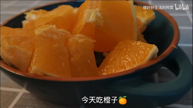 身高僅120公分！28歲袖珍女孩「求職處處碰壁」被笑從不放棄　人小志氣高「靠自己買下第一棟房」活出漂亮人生