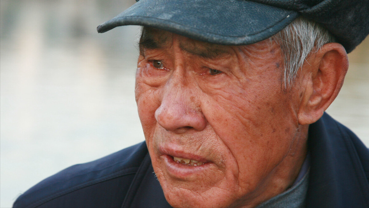 以為再婚會很快樂！73歲老人坦言「我每月退休金3萬」卻買不起牛肉吃　後悔再婚「一個人更快樂」