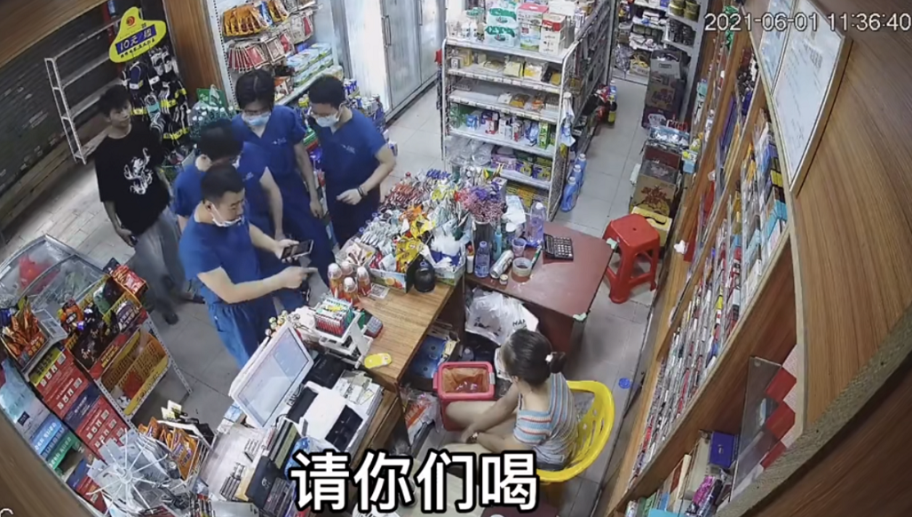 請你們喝！防疫醫護到「便利店買飲料」被拒收款　離開還獲「老闆娘暖心叮囑」網讚：最美瞬間