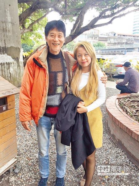 出生台灣望族！喜翔從小「被全家族寵上天」讓爸媽操碎心　「生日和父忌日同一天」心裡藏著悔恨：阿爸，對不起