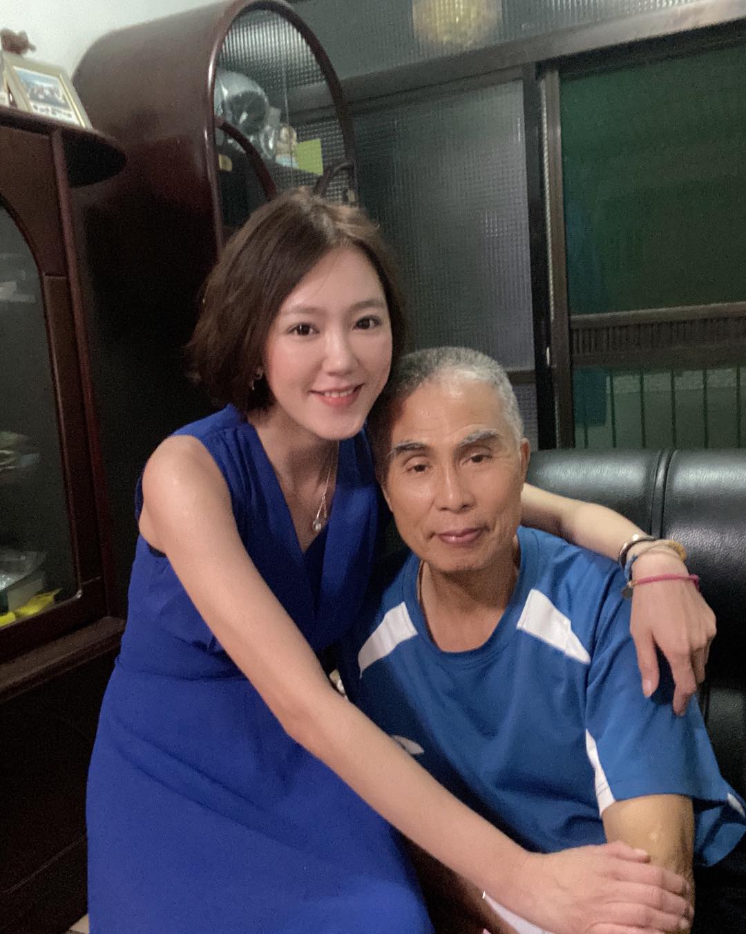 生母13歲生下她！裴琳落淚認悲慘身世：我是養女　「誤走歹路毀事業」勒戒所悔改：我想報答養父母