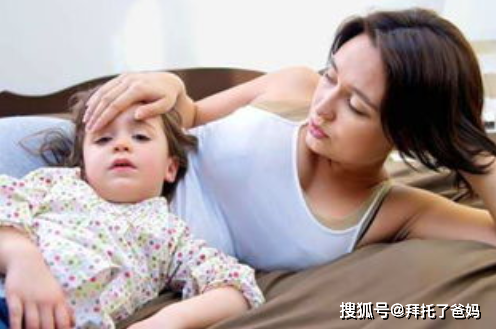 「兒大避母」很重要！媽媽當著兒子面換衣服　兒子天真一句話「讓媽媽焦慮不已」