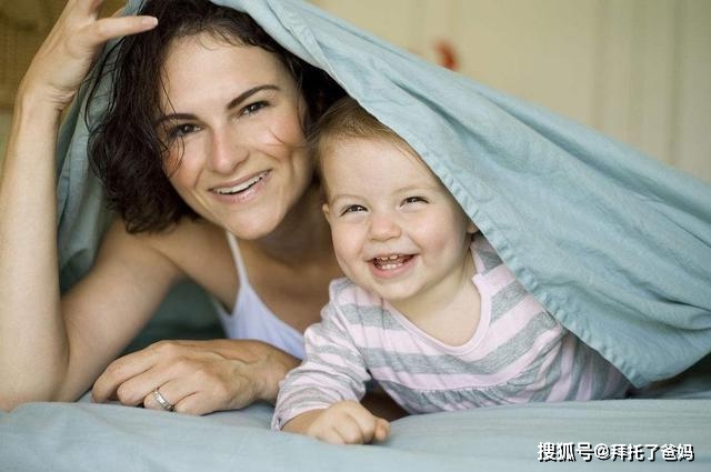 「兒大避母」很重要！媽媽當著兒子面換衣服　兒子天真一句話「讓媽媽焦慮不已」