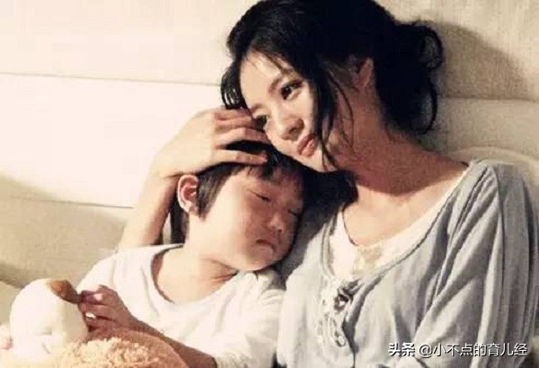 「兒大避母」很重要！媽媽當著兒子面換衣服　兒子天真一句話「讓媽媽焦慮不已」