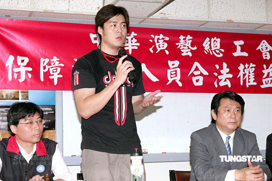 沒有欠你們！劉至翰「深夜大罵電視台」揭開封殺內幕　「陳昭榮、葉全真被點名」他淚嘆：只有我敢扛