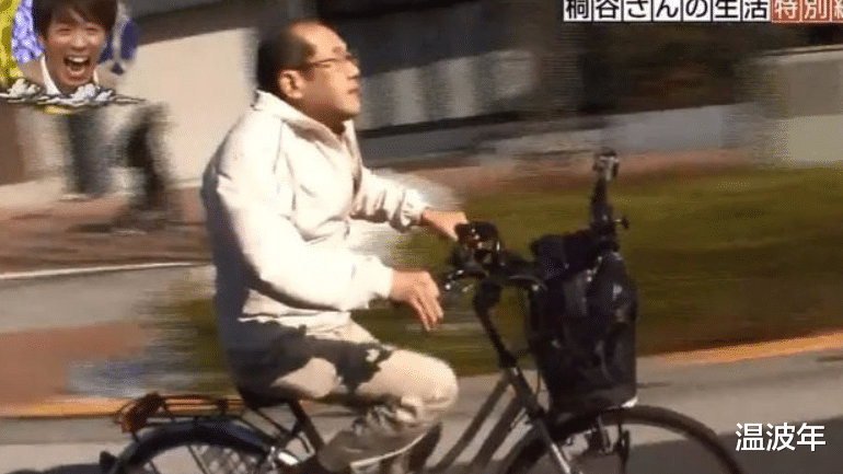 靠優惠券生活的男人！34年來從「不花自己一分錢」　每天「蹭吃蹭喝」家中堆滿贈品