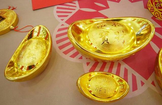 財氣衝天!「沒人能壓得住」的5大生肖 一生「不愁沒錢花」晚年幸福安康