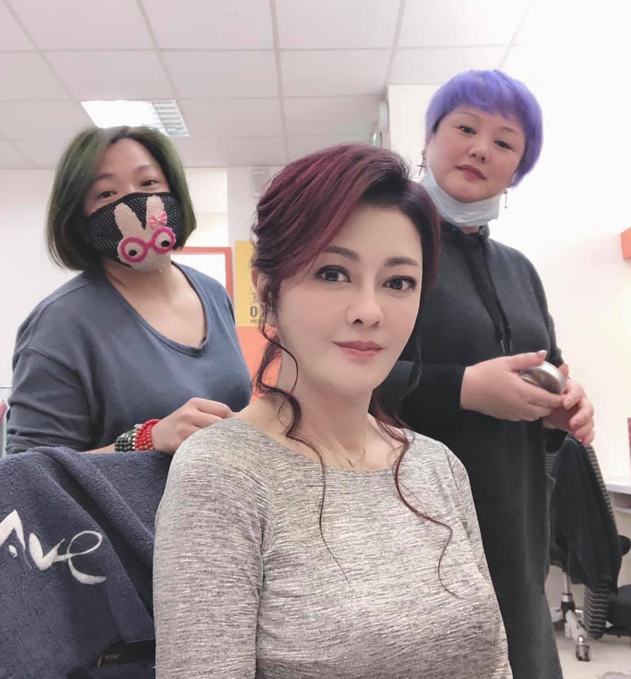 被理專騙光光！葛蕾耳根軟「賣人情砸錢投資」八成鈔票放水流　氣揭「理專扯謊內幕」帶雞蛋衝銀行