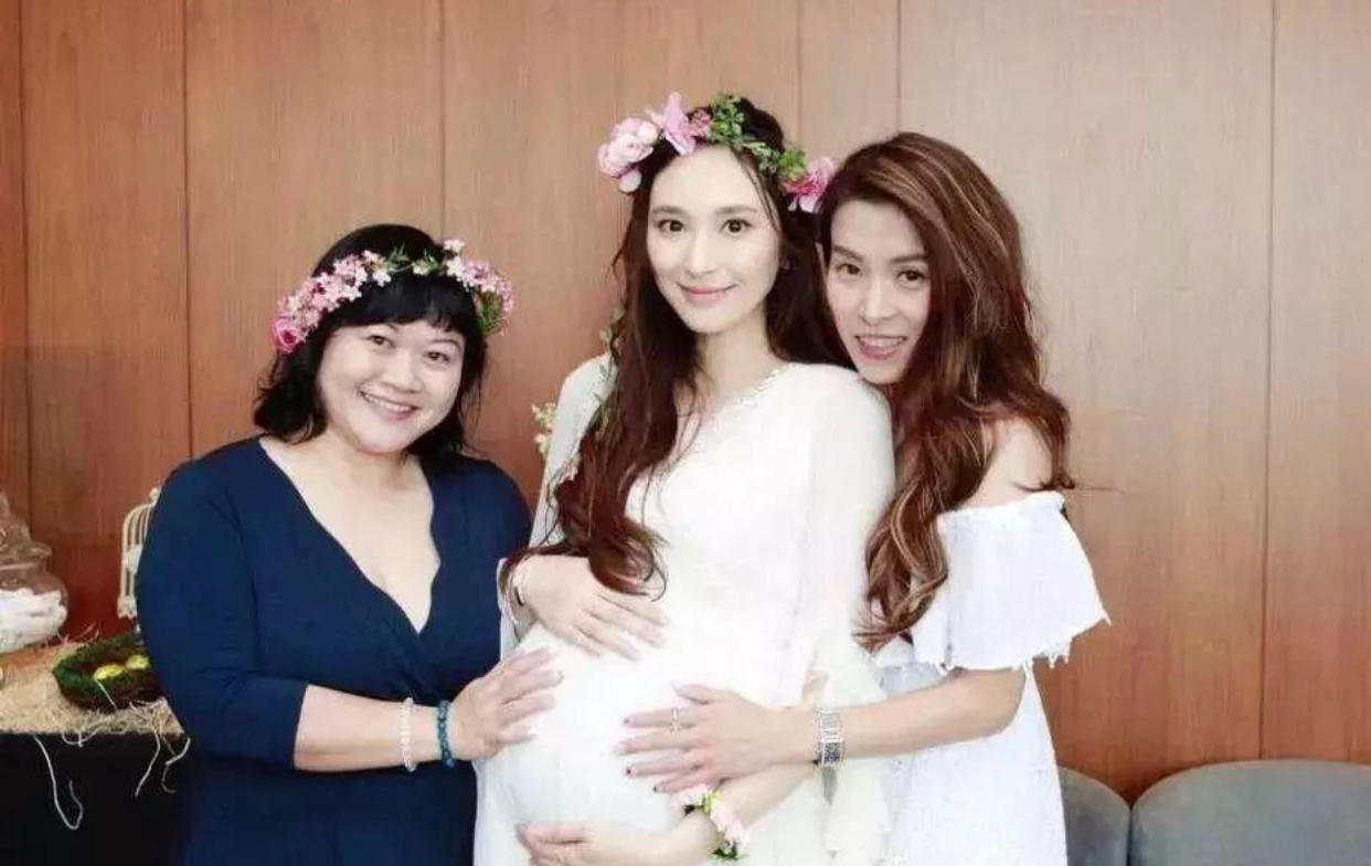 5年生4胎男友仍不娶她！被嘲豪門夢碎也不在意　省錢「連保鏢都不雇了」網：反倒救了她？