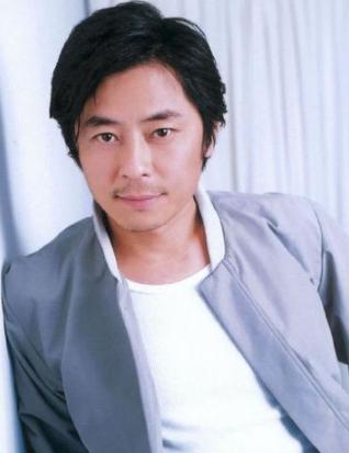 曾紅過四大天王！被妻拋棄「窮到和女兒吃一個蛋」     兒子「不識自己」13年後他現狀如何？