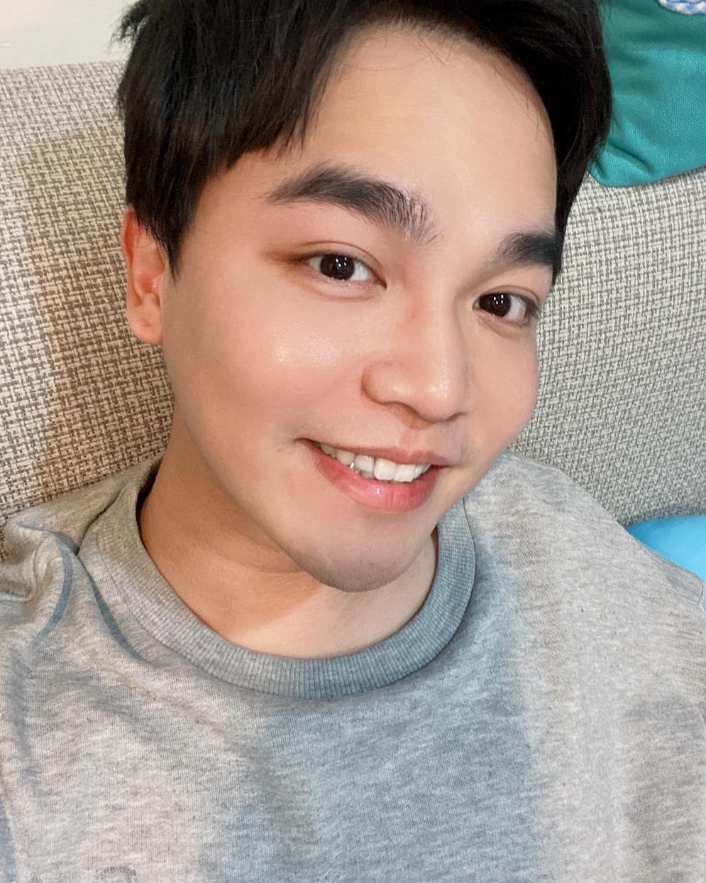 阿卡將滿3個月大！李亮瑾兒子連哭5小時「鄰居都崩潰」夫妻哄到天亮　「兒常吐奶」張峰奇嘆：帶孩子真的好累
