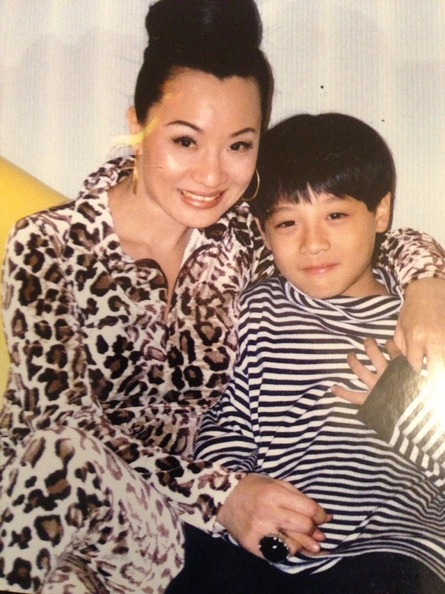比莉苦盡甘來！歷經兩段失敗婚姻「獨力撫養三子女」　2度抗癌「淚謝兒子病房守候」：是我人生最大收穫