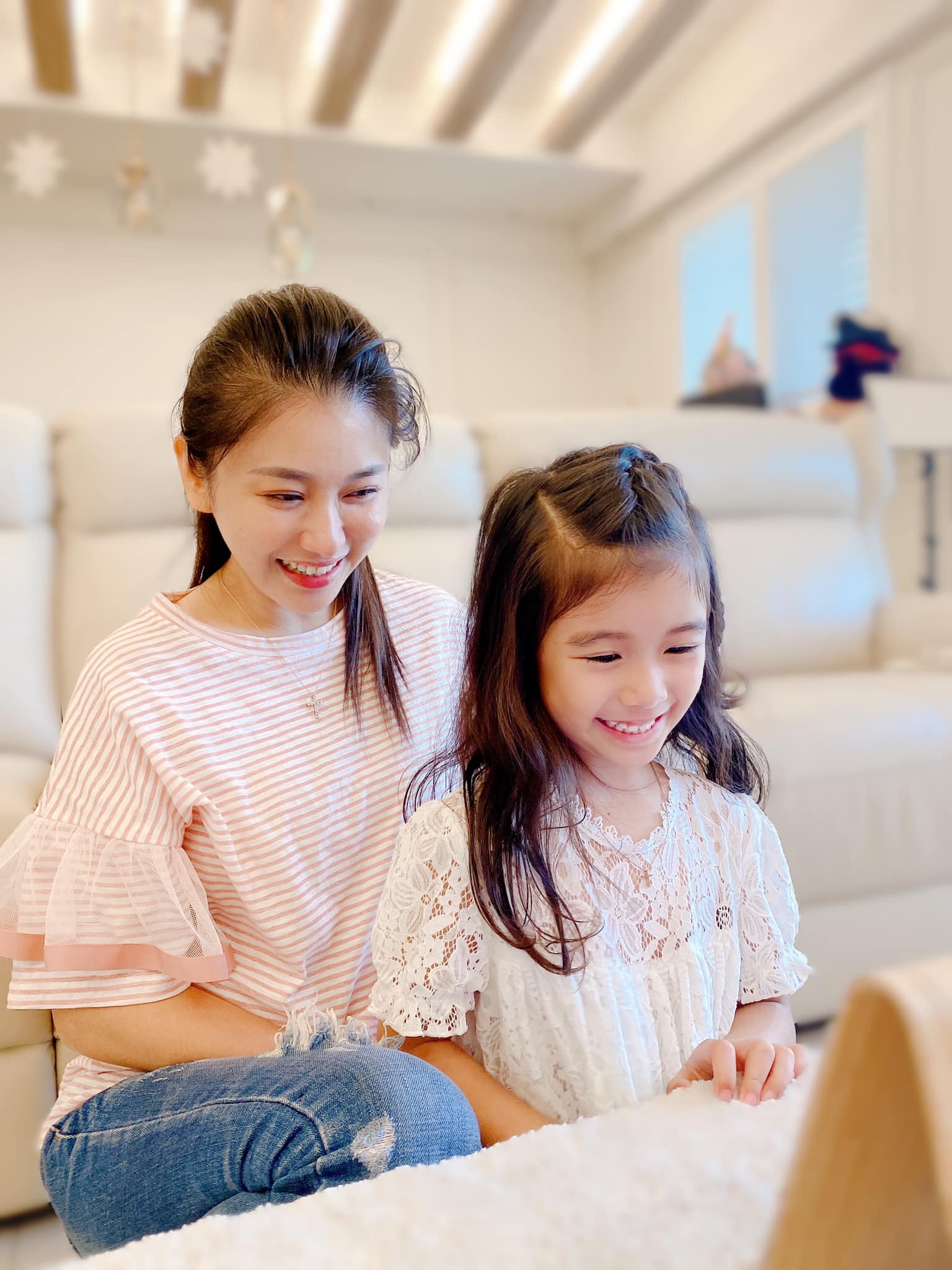 7年夫妻身份大轉變！葉家妤復出曝「與尪私下分工協議」：今他自願主內扛家務　羞認陳宇風「握生第3胎決定權」