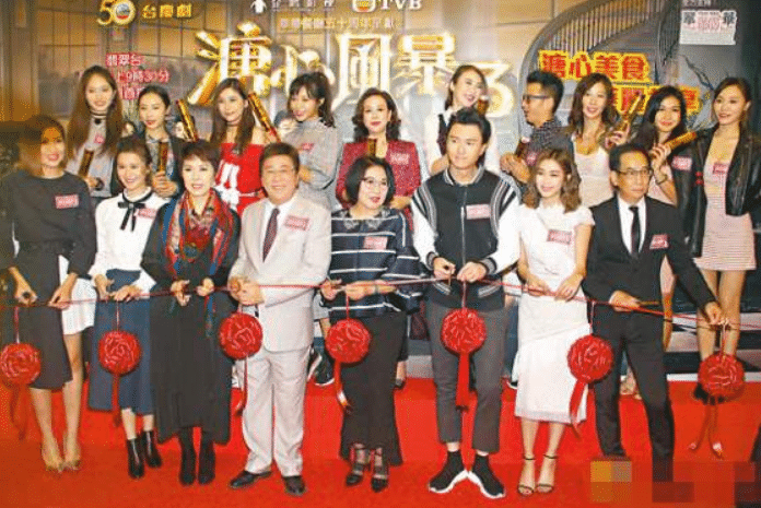 在香港無人不知！知名富二代入圈「15年沒拿下視帝」　氣不過跑回家「繼承百億家產」                