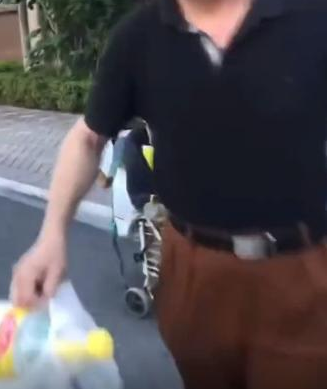 想發揮自己的價值！公公開豪車「陪奶奶撿廢品」被兒媳拍下記錄　網友：孝順與錢無關