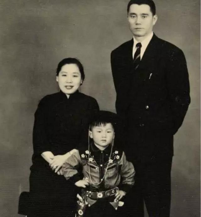 感情生變？成龍退出妻子所在公司「曾冷落林鳳嬌20年」　她擊敗鄧麗君「逼退吳綺莉」獲20億遺產