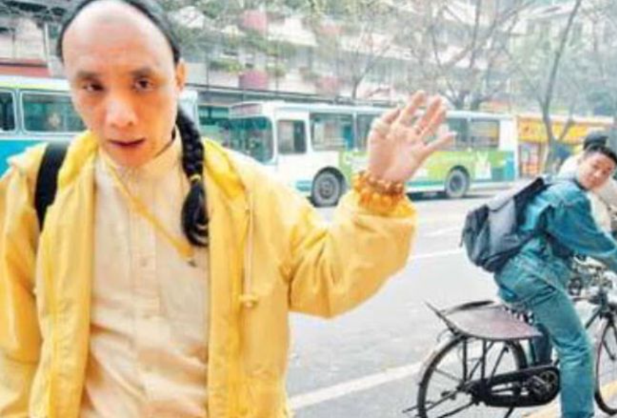 沉迷阿哥​夢！慈禧後人「上相親節目」為自己選妃　還要求「觀眾下跪」網：他的一生更荒唐