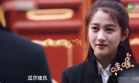 沉迷阿哥​夢！慈禧後人「上相親節目」為自己選妃　還要求「觀眾下跪」網：他的一生更荒唐