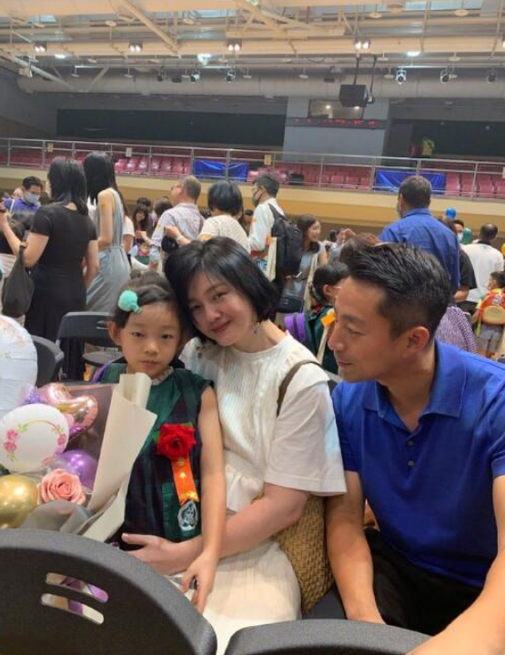 婚變後首露面！汪小菲「提及兒女」落淚痛哭　狀態憔悴「消瘦不少」全程避談大S