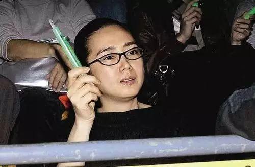 被藏23年，46歲才敢生子！豪門千金朱麗倩「為嫁劉德華」受盡委屈　隱忍背後大有玄機 