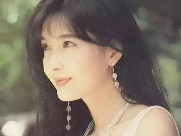 最能忍女星！結婚11年「被戴8次綠帽」仍不棄 　力挺發言 ：我的伴侶絕對犯得起這個錯