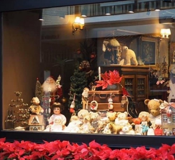 貸款千萬開店!苗可麗崩潰「遇到爛尾裝潢」地板全破裂 快哭了「20年夢想全毀」:看清朋友了