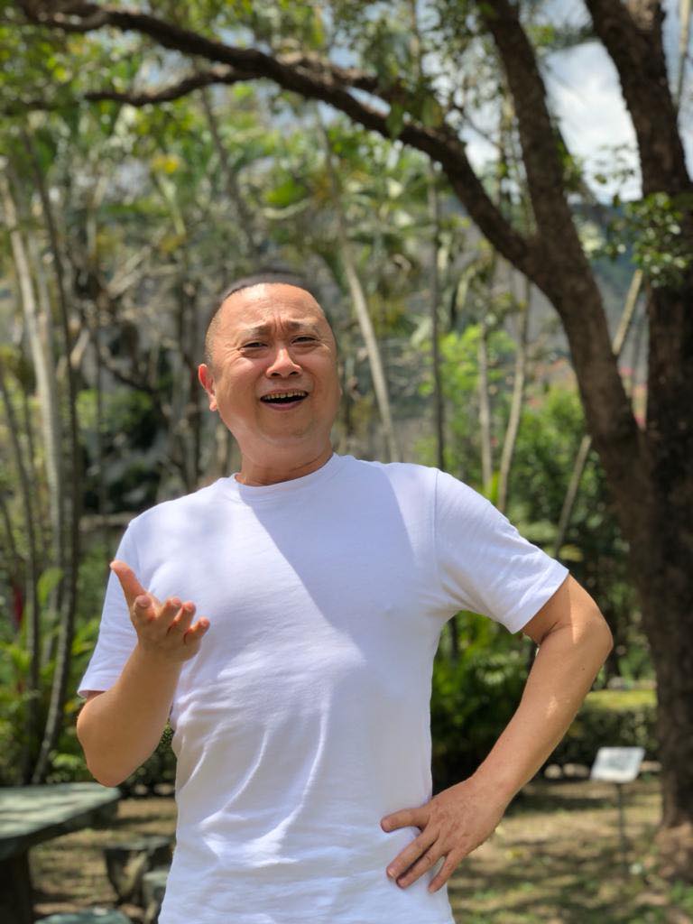 養出台大學霸兒！邰智源零管教「只要求兩原則」陪兒打電動　「要兒靠獎學金出國」：我只準備自己的退休金