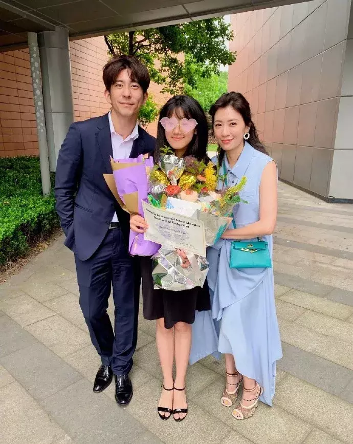 用愛逆風翻盤！離婚9年賈靜雯「放下恨意」 與前夫同框　為了報復「反大賺一筆」 