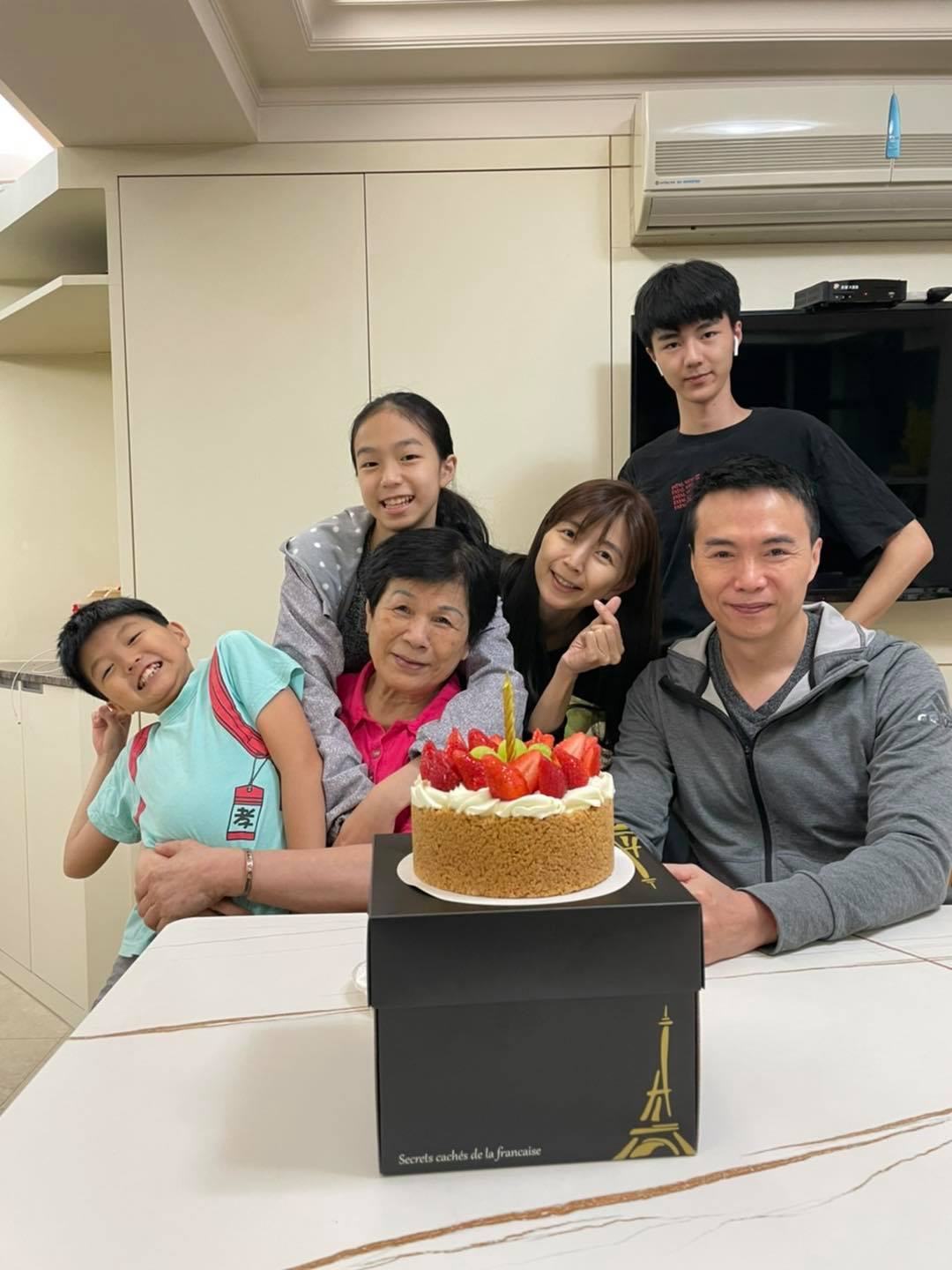 向平民股神拜師！吳鈴山看中疫苗股「短短9天賺逾百萬」　靠獲利「湊齊新房頭期款」：停損就像喝水一樣自然