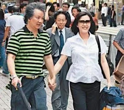 曾是當家視后！56歲女星「婚後愛上老公好友」離婚再嫁　淡出演藝圈許久「二婚夫成她最大負擔」