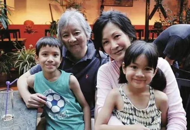 曾是當家視后！56歲女星「婚後愛上老公好友」離婚再嫁　淡出演藝圈許久「二婚夫成她最大負擔」