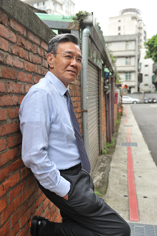 曾被封「李小龍接班人」！王道「退休前慘賠750萬」　不靠子女「靠關鍵3投資」73歲退休生活超愜意