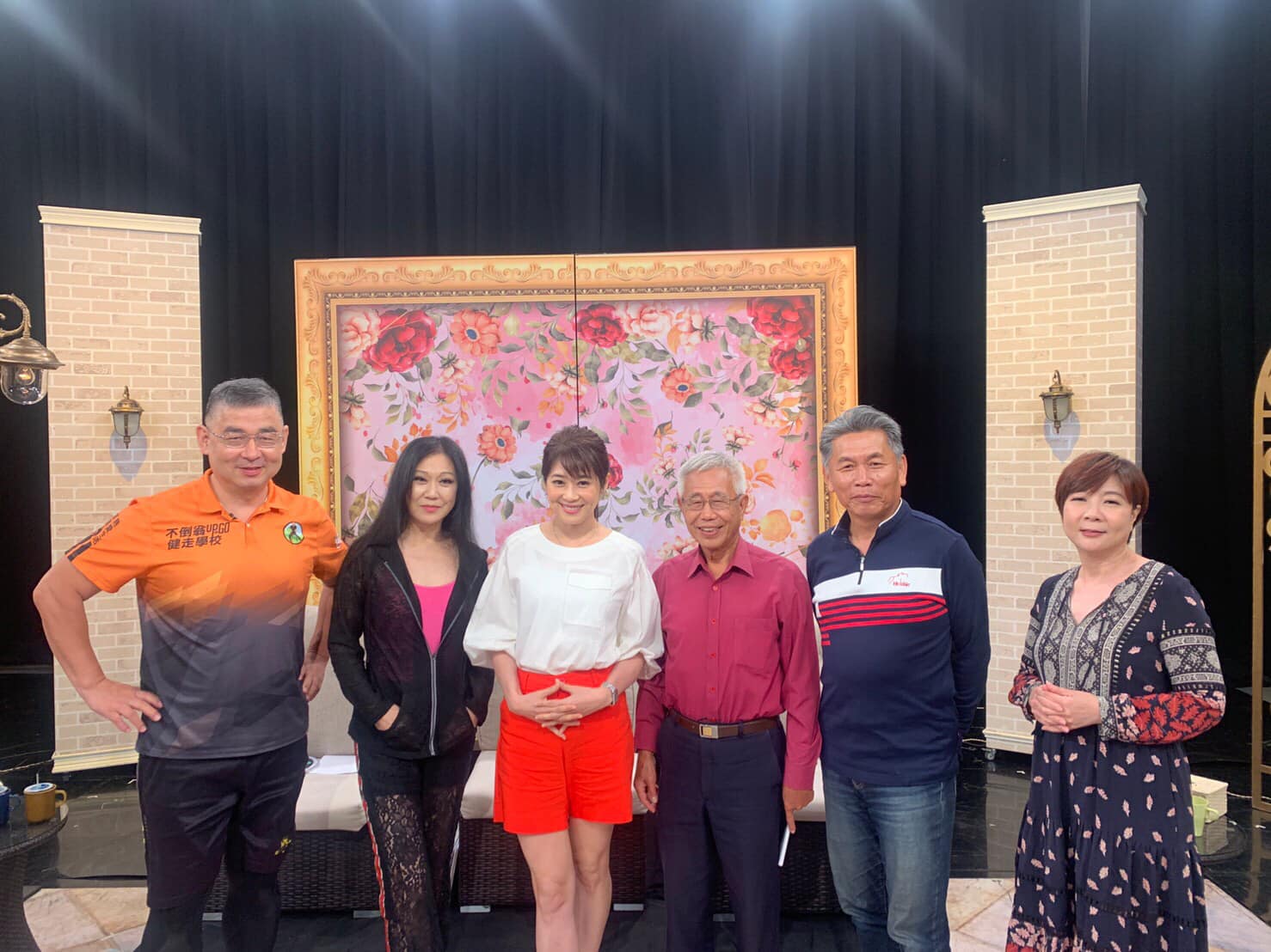 紅了26年！《愛江山更愛美人》原唱「以60歲為榮」：此刻的我最美麗 　摯愛媽媽離開心痛喊話「愛江山更愛媽媽」