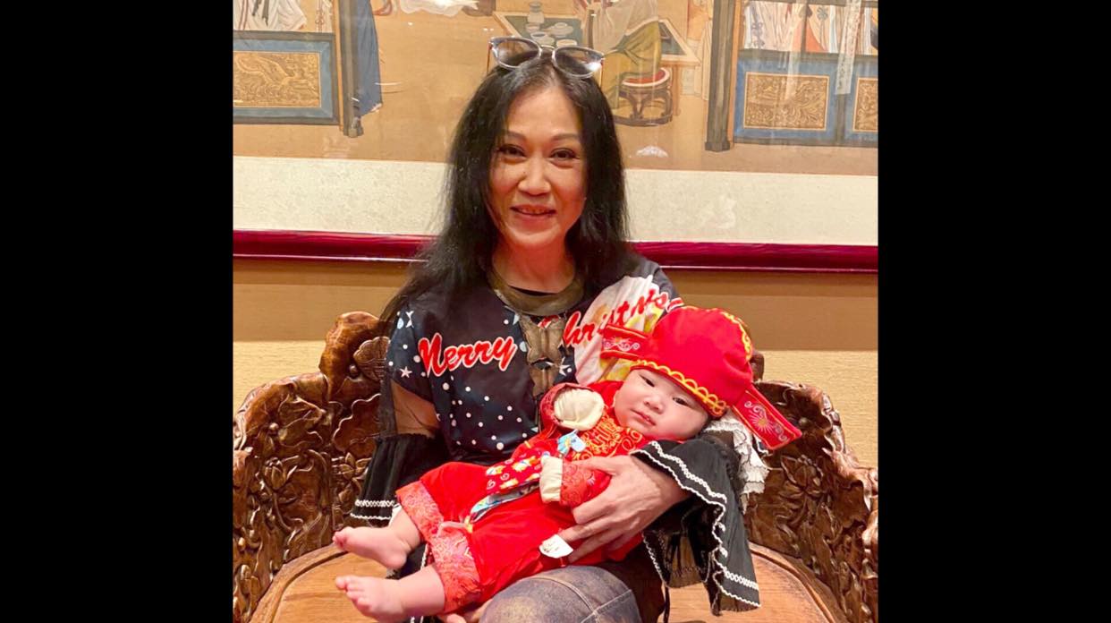 紅了26年！《愛江山更愛美人》原唱「以60歲為榮」：此刻的我最美麗 　摯愛媽媽離開心痛喊話「愛江山更愛媽媽」