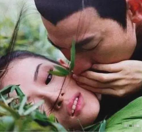 章子怡自曝「糗事」！和劉德華拍完吻戲：我好幾天都吃不下飯　 吐「演員不易」彼此成就    
