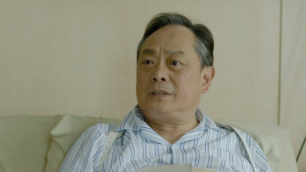 含飴弄孫！張復建螢幕硬漢「見7歲孫女秒融化」霸氣全失　71歲盡好演員本分「給足結縭44年太太安全感」