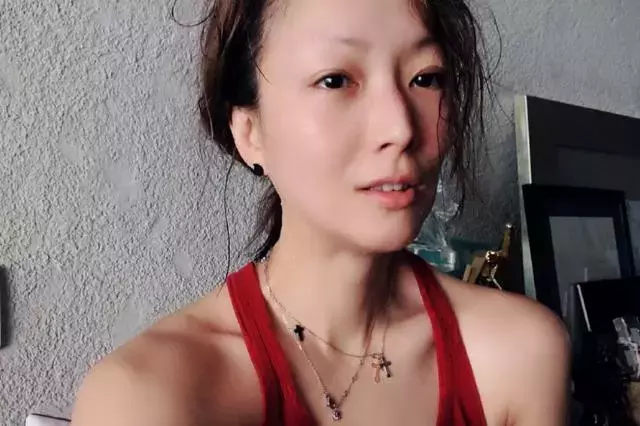 患抑鬱老公又出軌！48歲鄭秀文跑步10年「每天8公里」　成功走出陰霾：運動救了我