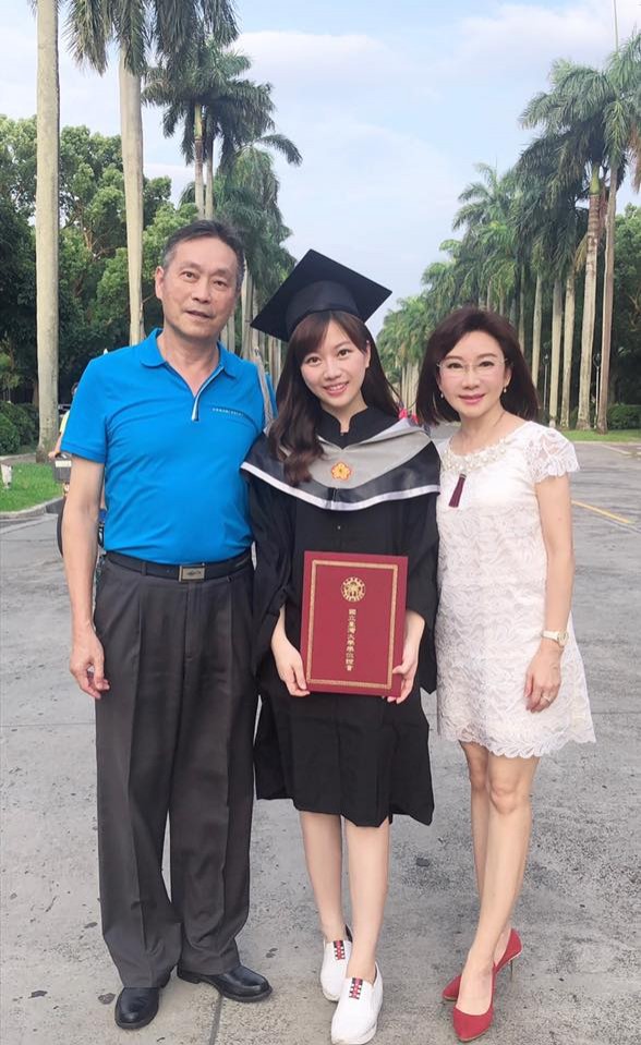 學霸背景當主播！蔡尚樺爆「和媽媽冷戰1個月」拚台大碩士　轉戰當藝人「主持2年受挫大哭」終於被看見