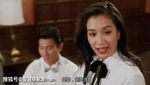 23歲奪華裔小姐冠軍！「和邱淑貞齊名」精通5國語言　46歲帶3子「嫁小13歲老公」再拼第四胎