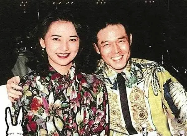 被封小林青霞！初戀不幸離去老公坐牢　自己拍戲被炸傷「63歲露面」依舊有氣場 